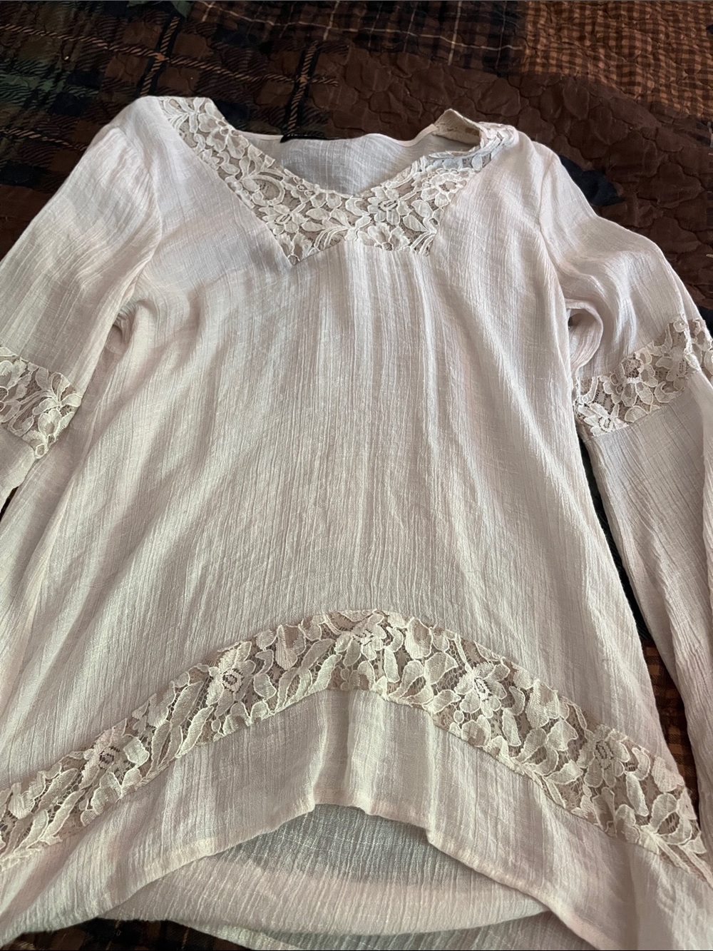8 Women's Blouses, Lightweight
